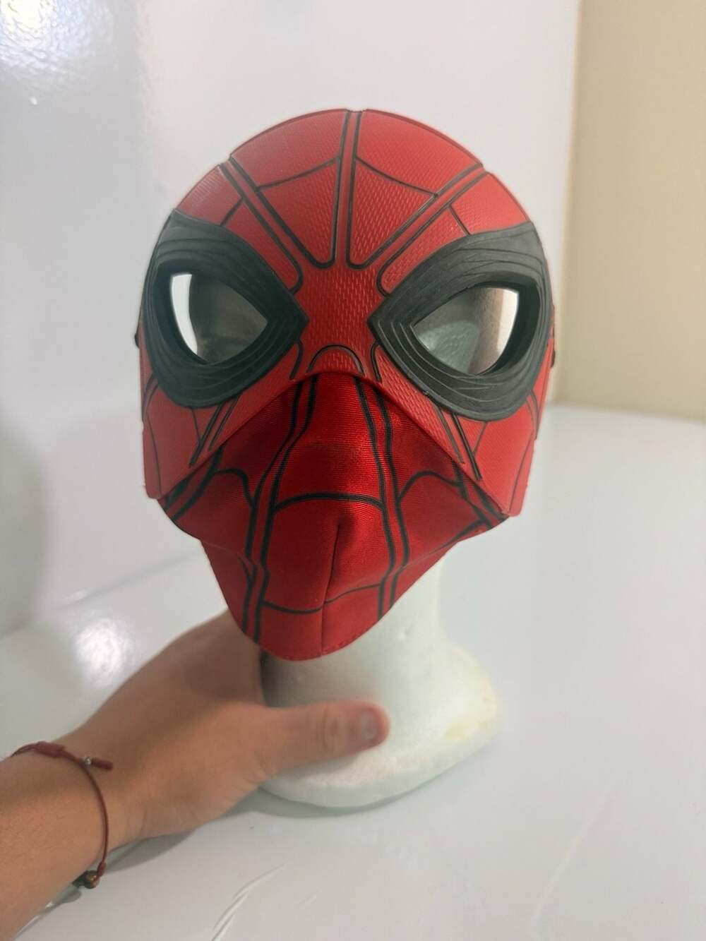 Hasbro Marvel Spider-Man Homecoming Flip Up Mask Red Black Plastic